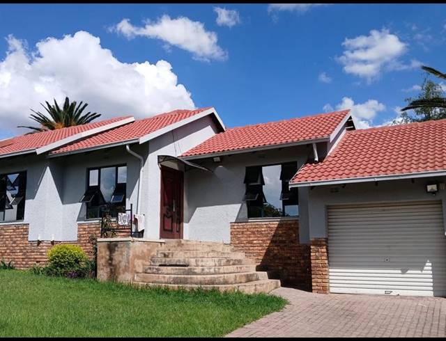 3 BEDROOM HOUSE FOR SALE IN VORNA VALLEY